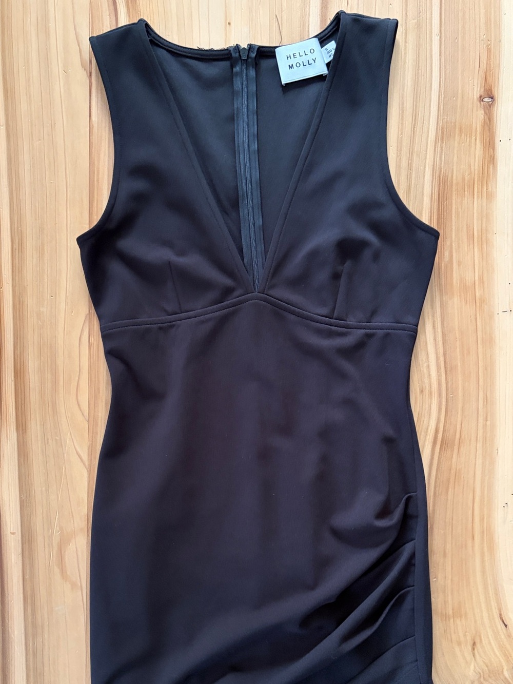 Hello Molly Black V-Neck Sleeveless Bodycon Dress